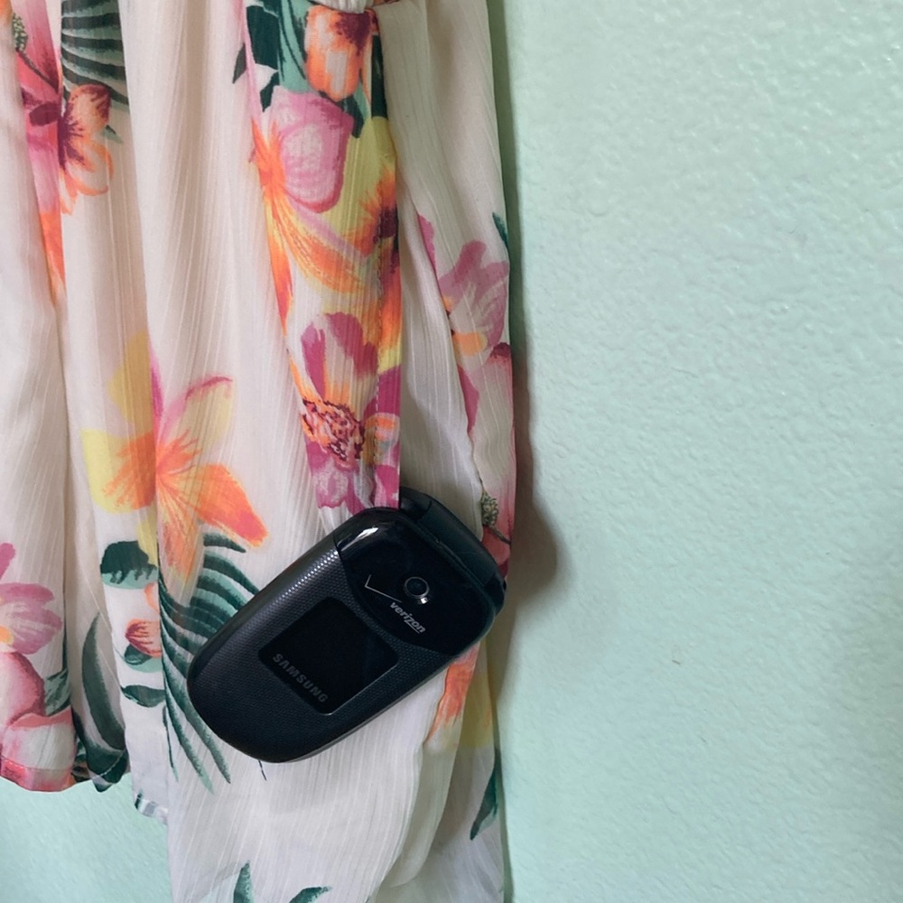 Floral Halter Romper - Picture 4 of 4
